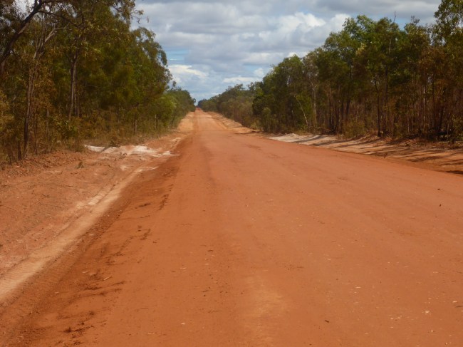 The very nicely graded road up through Lakefield NP.