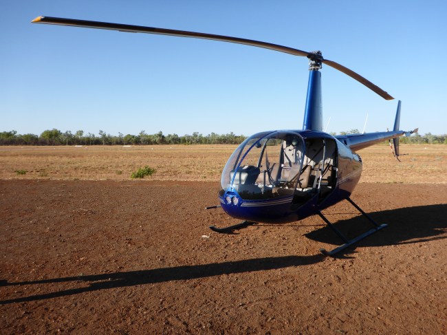 Robinson Raven R44. Help, no doors!