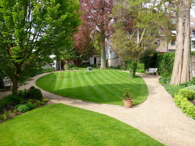 Peaceful, walled garden. Well kept and restful.