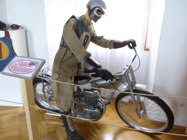 Raucous, methanol burning speedway bike.