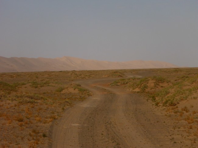 This was as close as I got to the Hongorin Els, about 10kms away.