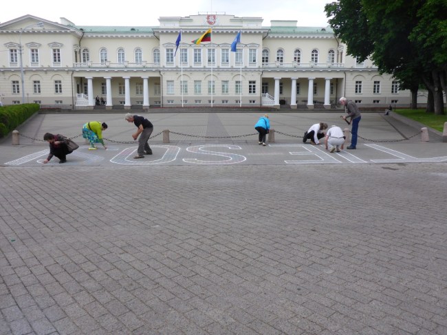 Presidential palace, with protesters.