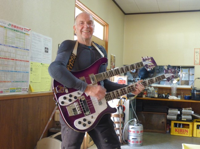 I always wanted to be a guitar man!